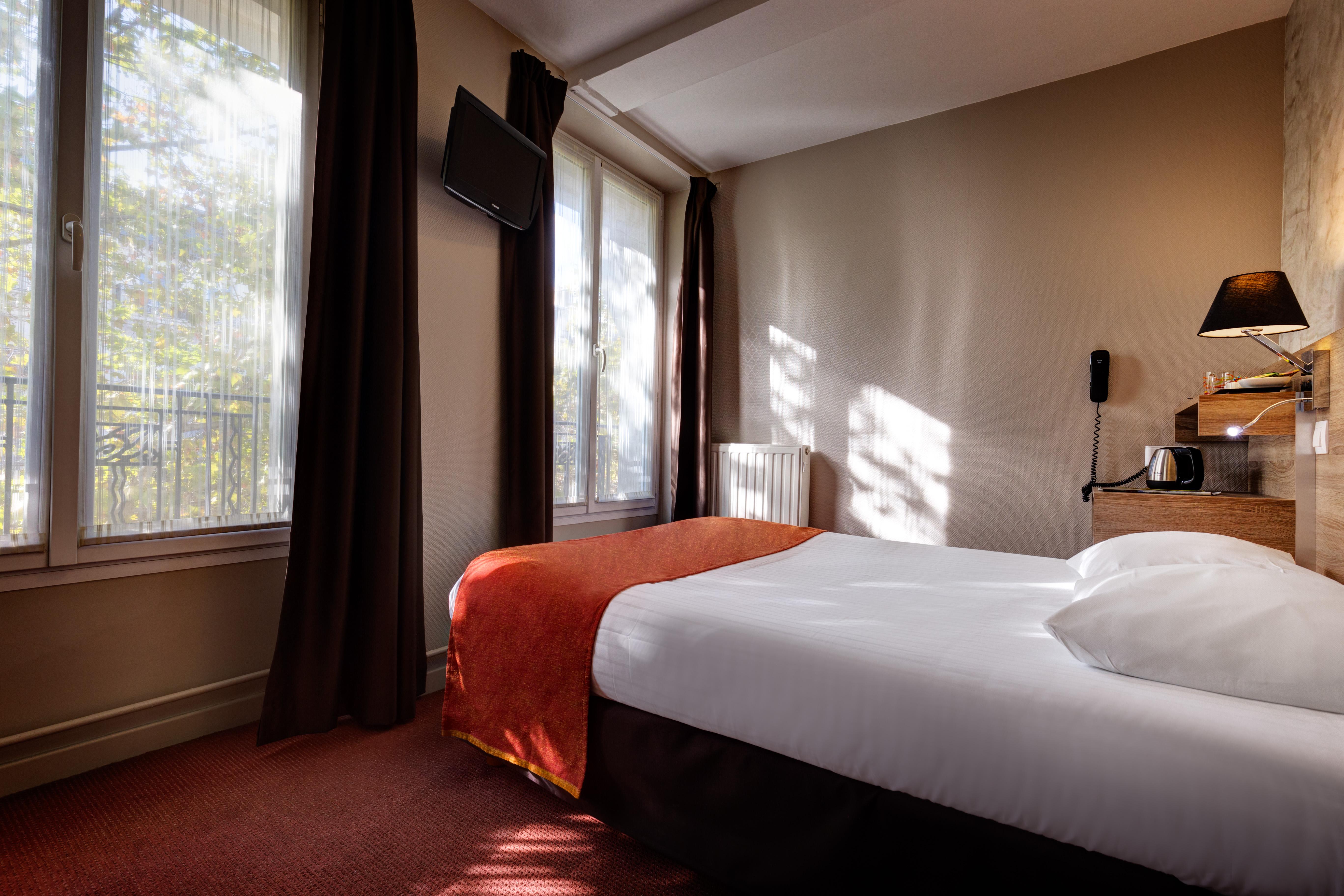 Hotel Lena Париж Экстерьер фото